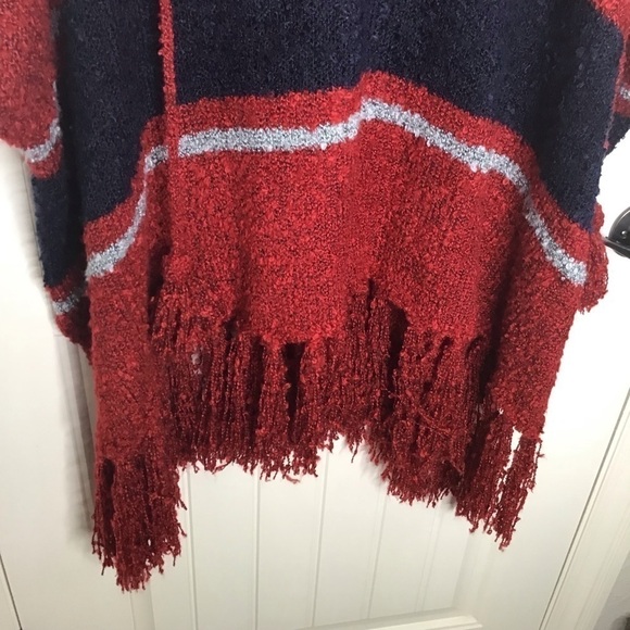 Free People Juno Stripe Bouncle Poncho. - Picture 4 of 6